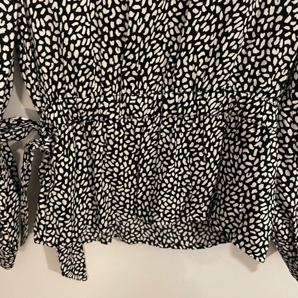 NWT Talbots Printed Wrap Blouse - Picture 7 of 8